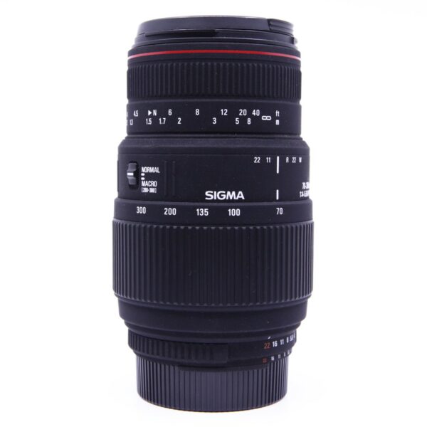 OCCASION SIGMA 70-300 mm f/4-5,6 APO MACRO POUR NIKON
