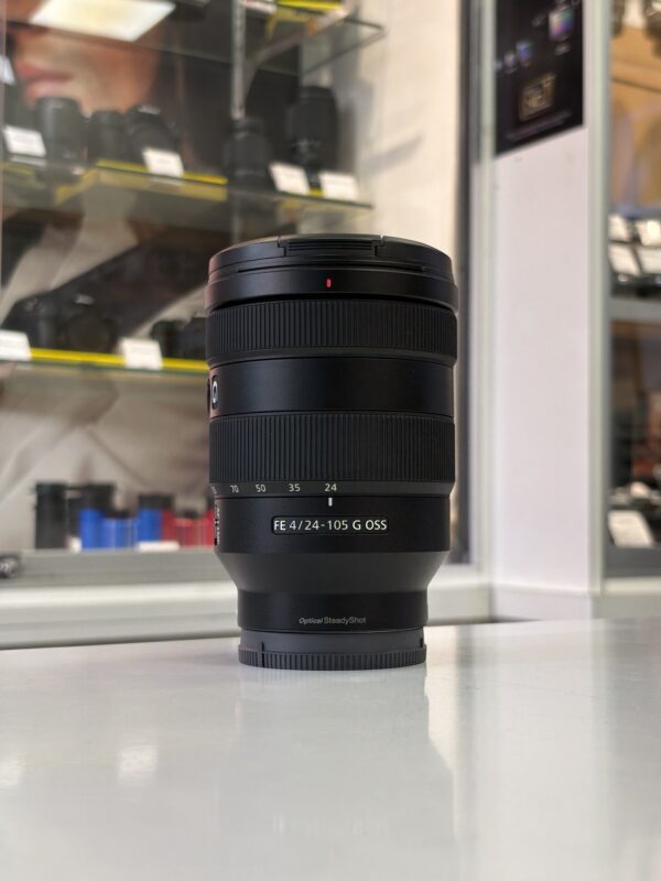 Sony FE 24-240mm f/3.5-6.3 OSS (24022)