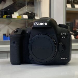 Canon EOS 7D Mark II (25164)