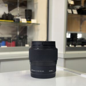 Sigma 56 mm f/1.4 – Monture Canon EF-S (24041)