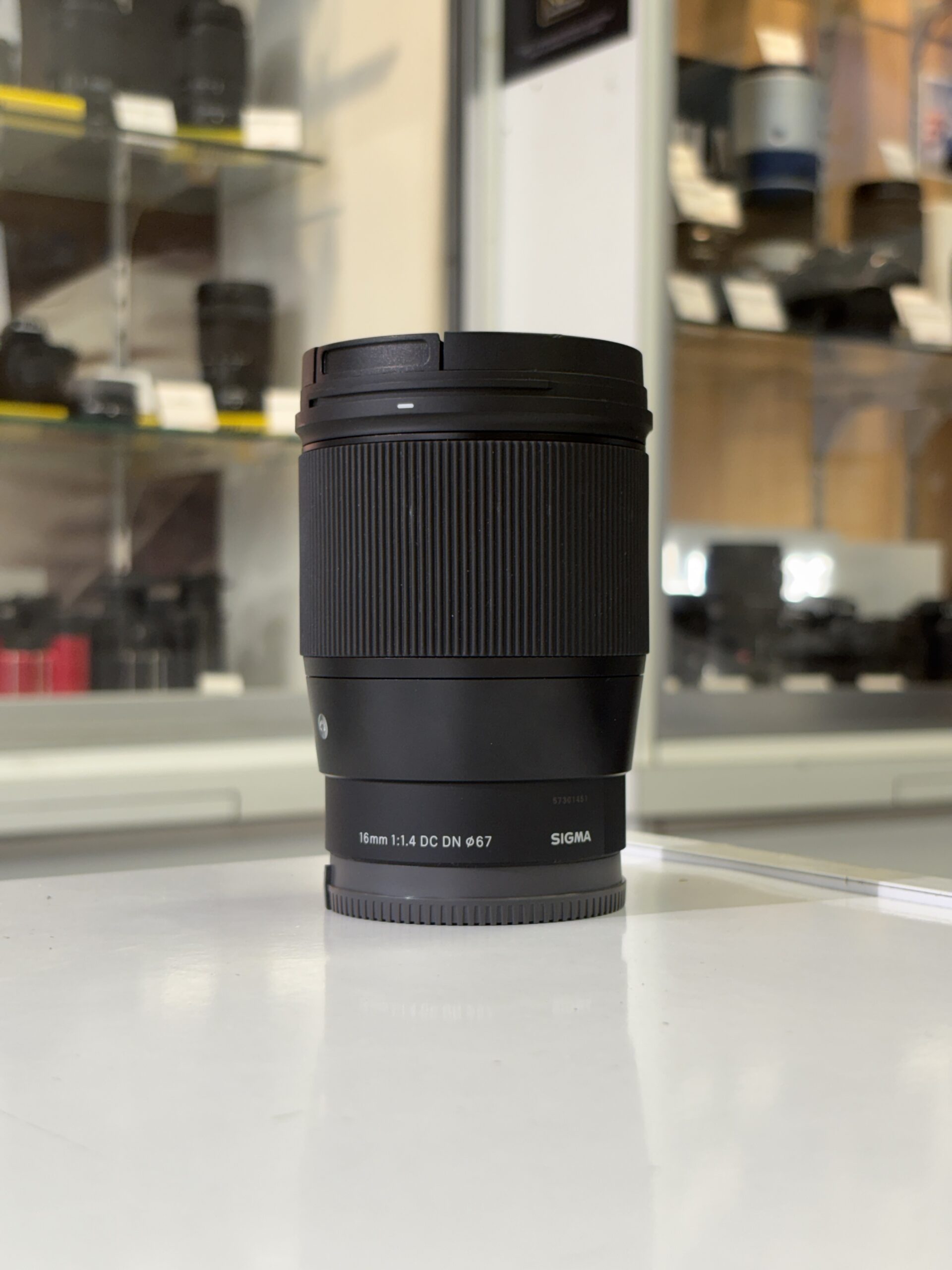 Sigma 16 mm f/1.4 DC DN – Sony E APS-C (24321)