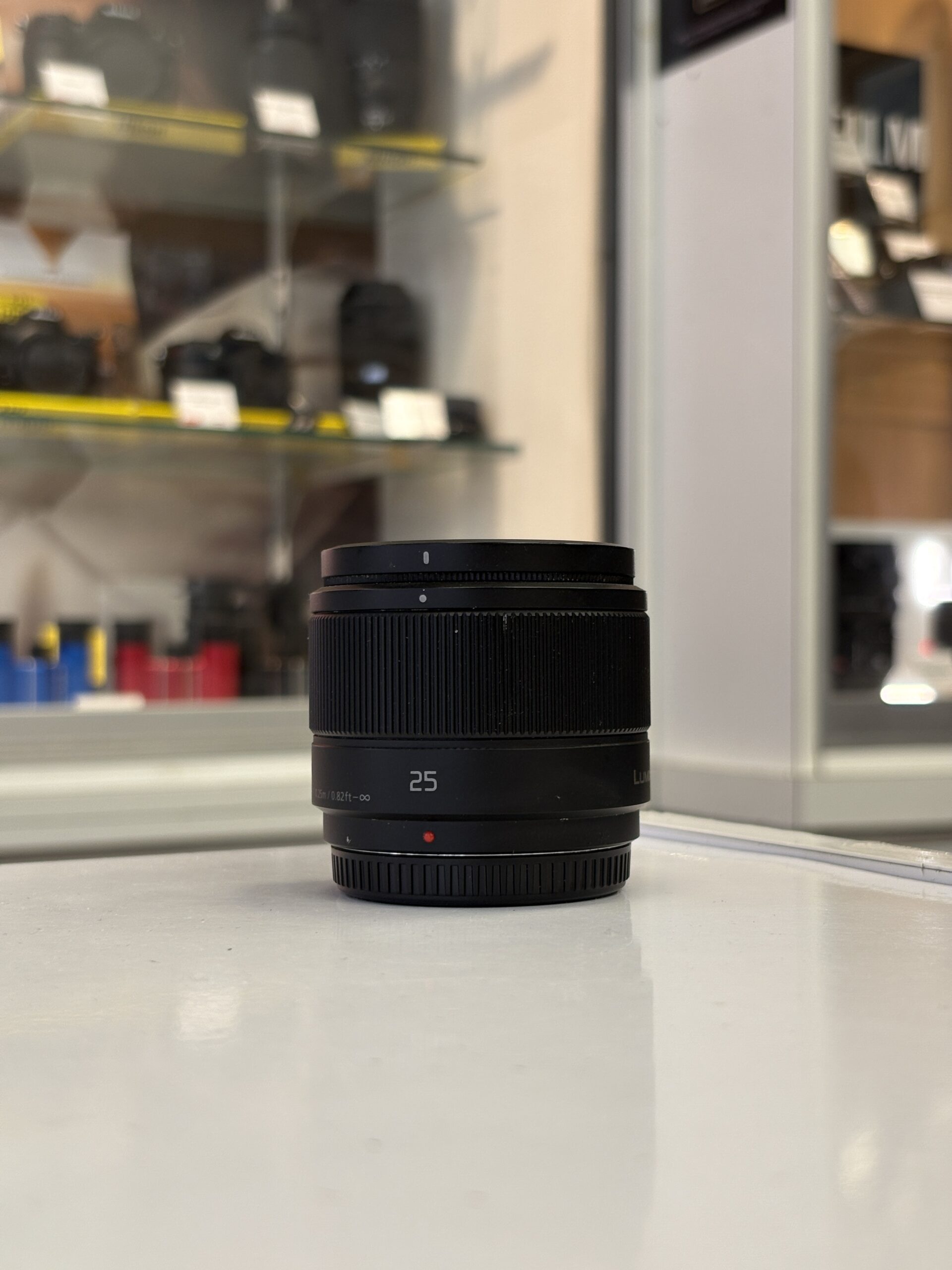 Panasonic Lumix 25 mm f/1.7