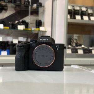 Sony Alpha 7 IV (25832)
