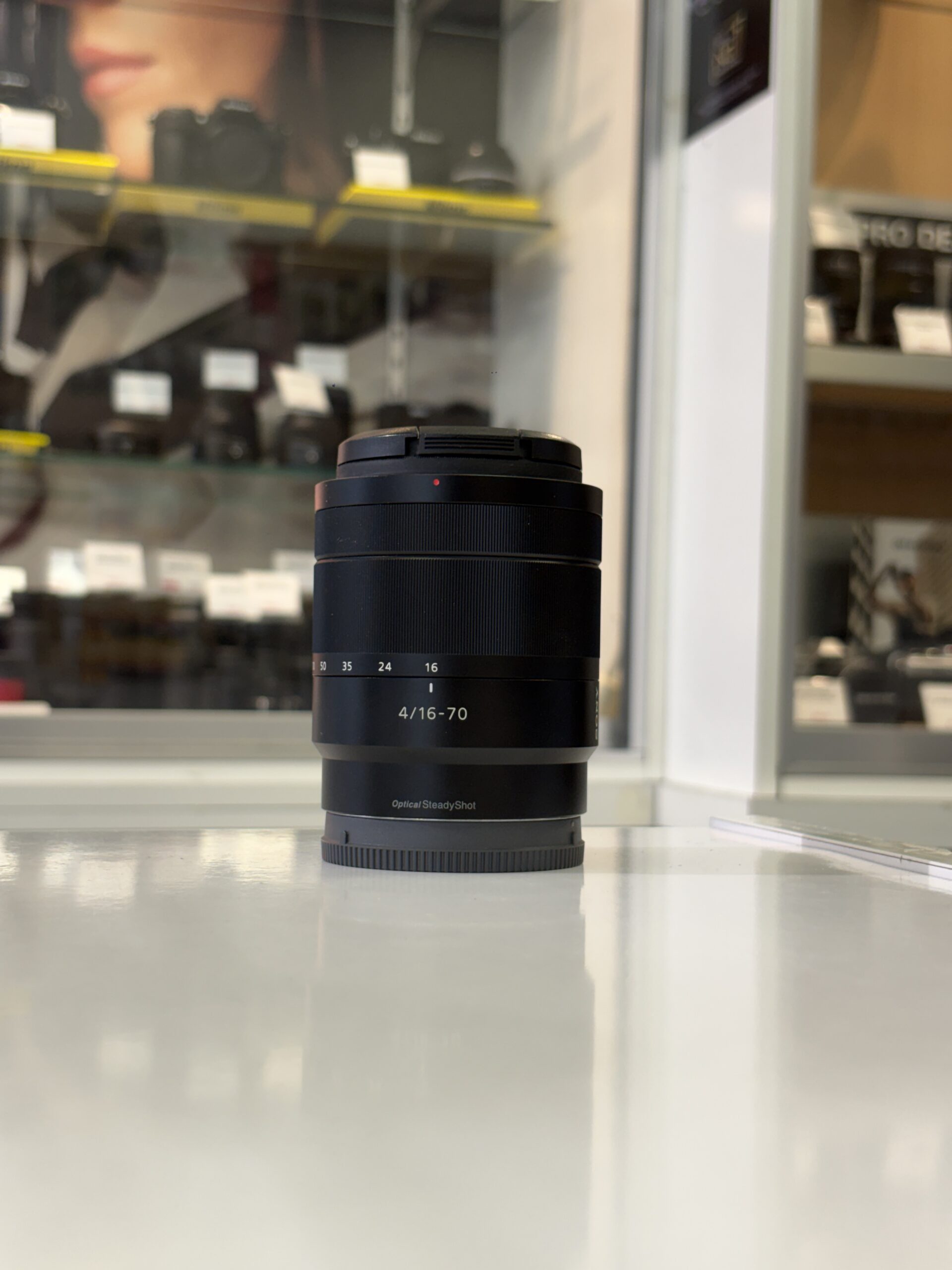 Sony E 16-70 mm f/4 ZA OSS Zeis (24969) – Image 2