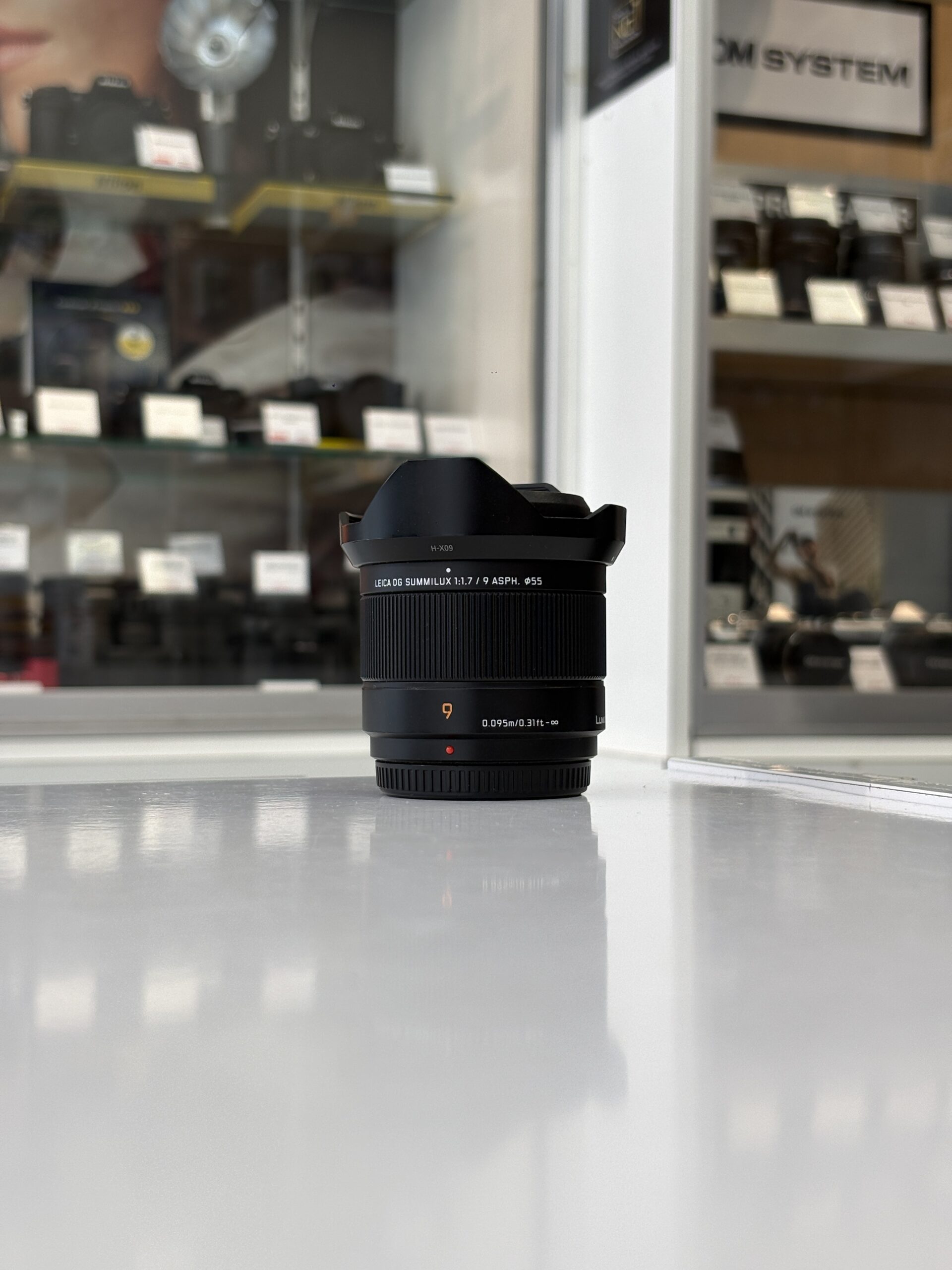 Panasonic Leica DG Summilux 9 mm f/1.7 ASPH. (26128)