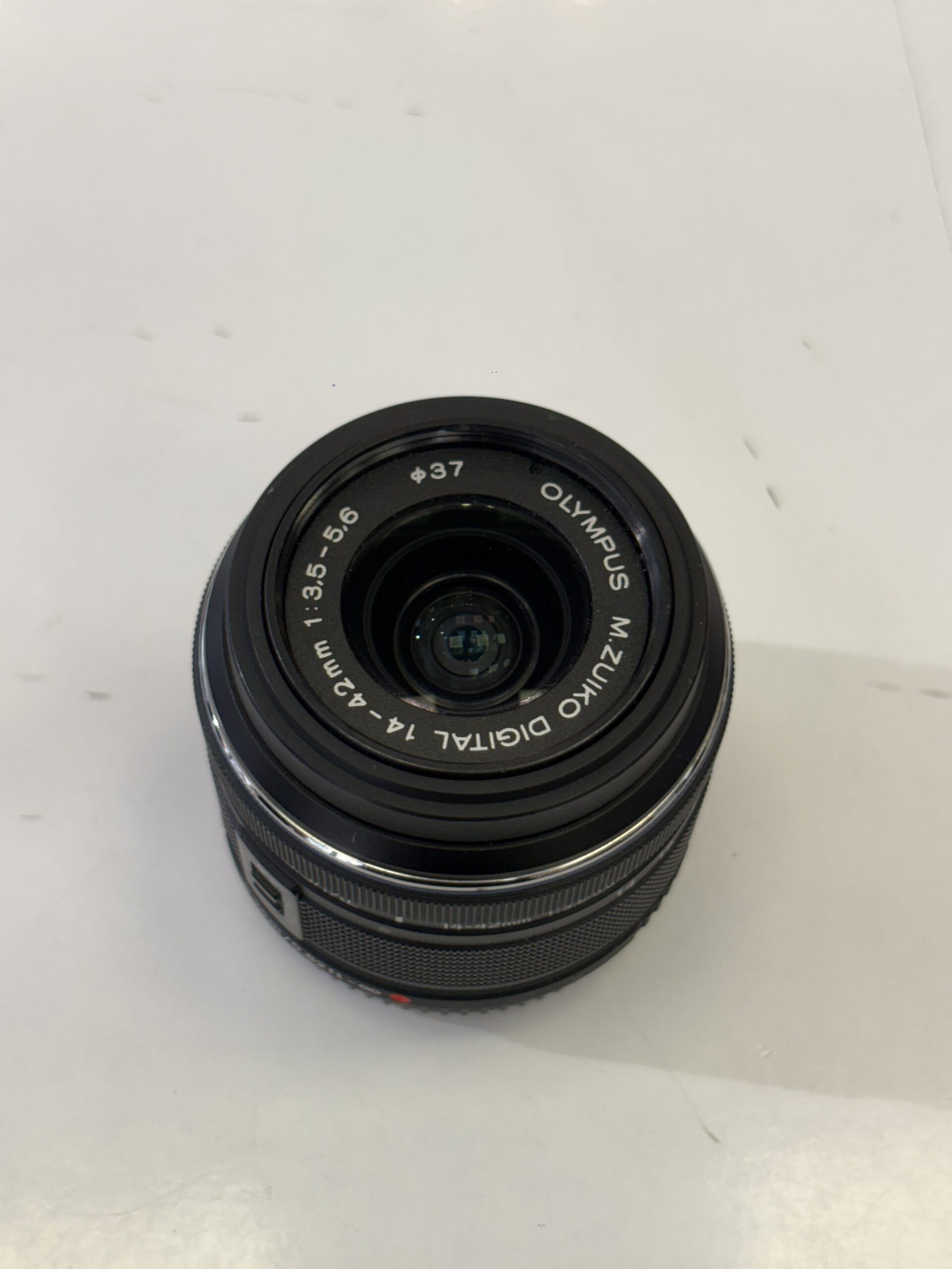Olympus M.Zuiko Digital ED 14-42 mm f/3.5-5.6 II R (26213) – Image 2