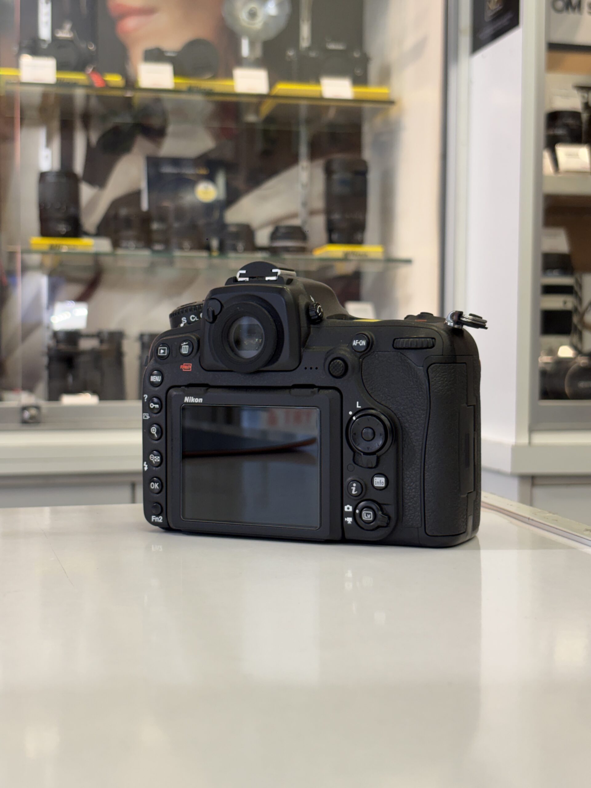 Nikon D500 Nu (26348) – Image 2
